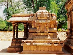 Spirituality : గుడి వెనుక భాగం దగ్గర తలఆన్చి నమస్కారం చేస్తున్నారా!