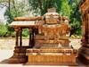 Spirituality : గుడి వెనుక భాగం దగ్గర తలఆన్చి నమస్కారం చేస్తున్నారా!