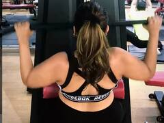 Bhojpuri News: जिम में पसीना बहाती इस भोजपुरी हसीना को पहचाना क्या?