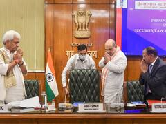 Target Killing: 'आतंक फैलाने वालों को बख्शें नहीं, कश्मीरी और बाहरी सभी की सिक्योरिटी हो कड़ी', अमित शाह की हाई लेवल मीटिंग की 10 बड़ी बातें