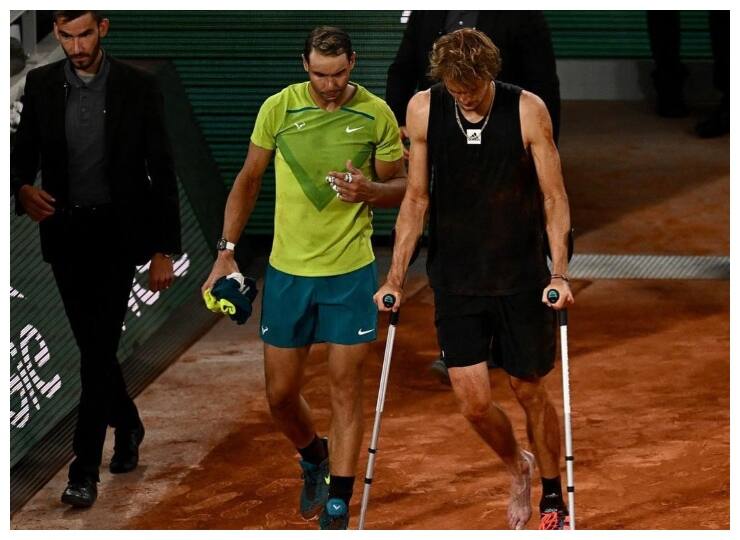 Rafael Nadal into French Open final after Alexander Zverev leaves semi-final in 2nd set with shock injury French Open 2022: रिकॉर्ड 14वीं बार फाइनल में पहुंचे Rafael Nadal, Alexander Zverev ने बीच में छोड़ा मैच