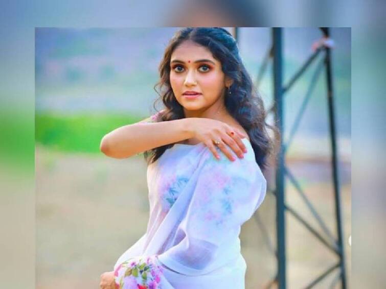 Happy Birthday Rinku Rajguru know about her career journey Happy Birthday Rinku Rajguru : ‘सैराट’च्या ‘आर्ची’ने रिंकूचं आयुष्यचं बदललं! जाणून घ्या अभिनेत्री रिंकू राजगुरू बद्दल...