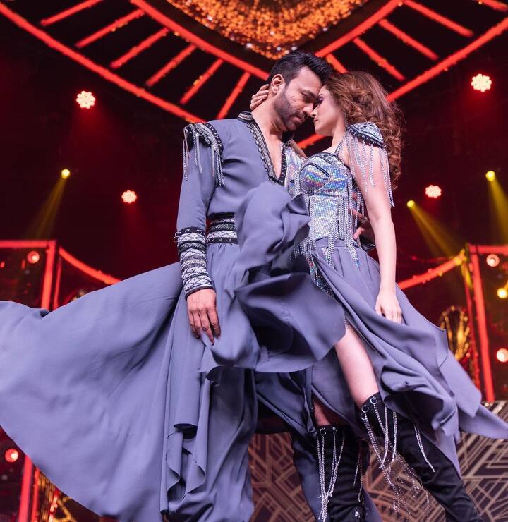 छोट्या पडद्यावरील रिअॅलिटी शो 'स्मार्ट जोडी'ला अखेर विजेतेपद मिळाले आहे. फेब्रुवारीपासून सुरू झालेला हा शो टीव्ही अभिनेत्री अंकिता लोखंडे आणि विकी जैन यांनी जिंकला आहे.(photo:lokhandeankita/ig)