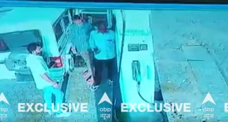 Sidhu Moosewala Case: CCTV footage of suspects in Bolero surfaces | India Chahta Hai ( 3 June 2022 )