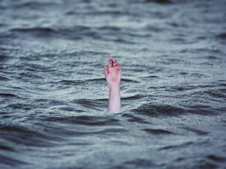 Gujarat Three people drowned while bathing in the sea in Bhavnagar one missing search continues Gujarat: भावनगर में समुद्र में नहाते समय तीन लोग डूबे, 2 की मौत, एक लापता