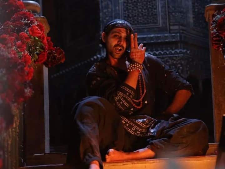 VIRAL| Fans Cannot Stop Raving About Kartik Aaryan's 'Amije Tomar' Crossover With Vidya Balan's VIRAL| Fans Cannot Stop Raving About Kartik Aaryan's 'Amije Tomar' Crossover With Vidya Balan's