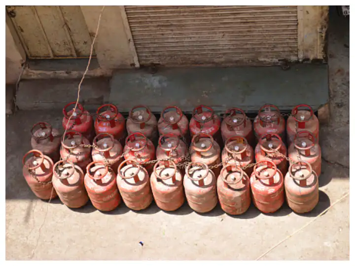 LPG Subsidy Rule Change: Who Are Eligible to Get Subsidy Check Key Details Here LPG Subsidy Of Rs 200 Limited To Ujjwala Scheme Beneficiaries - Check New Rules