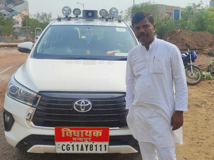 Chhattisgarh News Interesting story of MLA Ram Kumar Yadav who faced many problem in life ANN Chhattisgarh News: चरवाहा बना विधायक, जानिए- टायर से बनी चप्पल पहनने वाले MLA की दिलचस्प कहानी