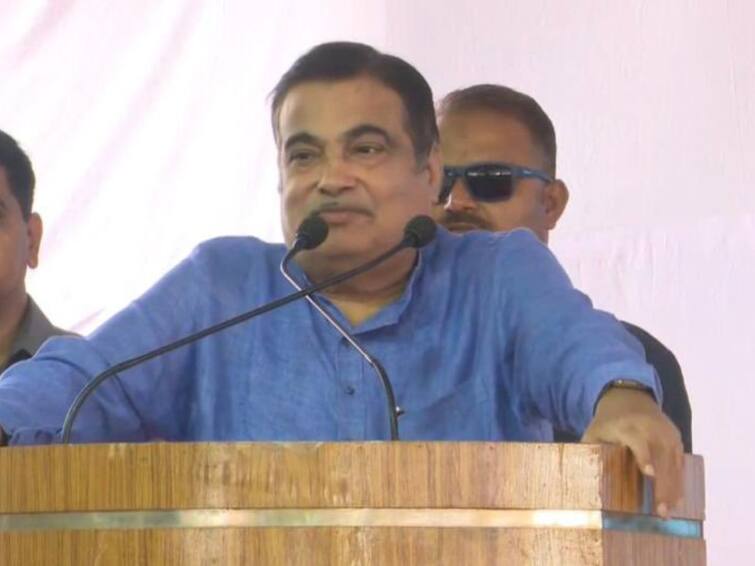 Nitin Gadkari has made a big announcement that electric tractors and electric trucks will be launched in the country soon Electric Tractor:  કેન્દ્રીય મંત્રી નીતિન ગડકરીએ કરી મોટી જાહેરાત, દેશમાં જલ્દી જ લોન્ચ થશે ઇલેક્ટ્રિક ટ્રેક્ટર અને ઇલેક્ટ્રિક ટ્રક