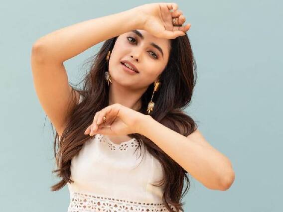 Actress Priyankaa Mohan : சிலிர்க்க வைக்கும் சிலையழகி...நடிகை பிரியங்கா மோகனின் க்யூட் போட்டோஸ்.. Actress Priyankaa Mohan : சிலிர்க்க வைக்கும் சிலையழகி...நடிகை பிரியங்கா மோகனின் க்யூட் போட்டோஸ்..