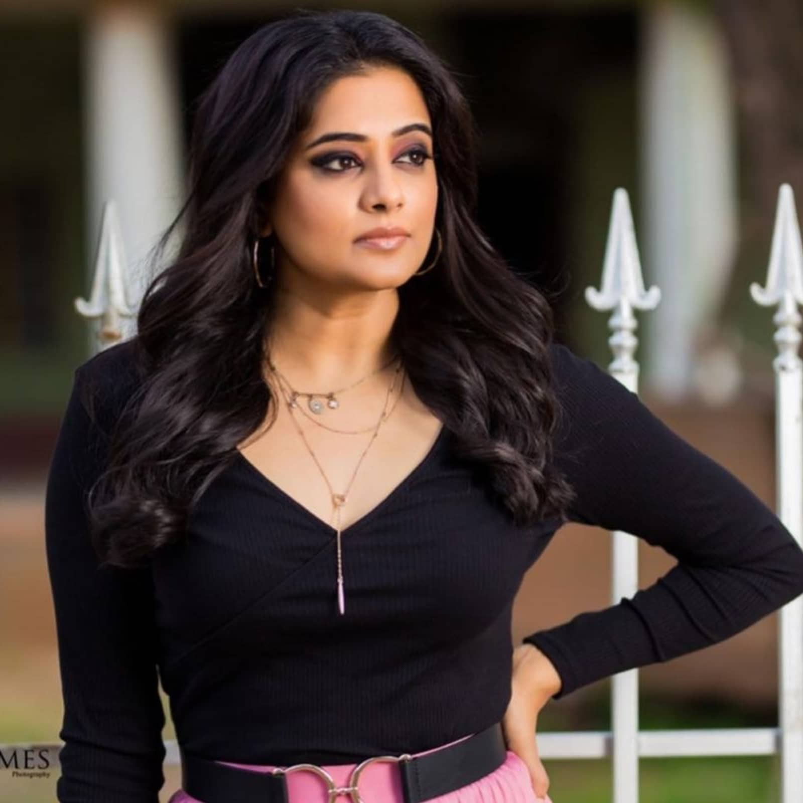 Priyamani: विद्या बालन की कजिन हैं प्रियामणि, साउथ सिनेमा ही नहीं, बॉलीवुड में भी बना ली अपनी पहचान