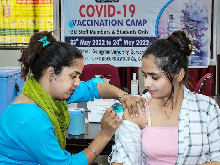 India Corona Vaccine: India crossed 200 crore vaccine dose mark Corona Vaccine: ભારતે કોરોના રસીકરણમાં રચ્યો ઈતિહાસ, 200 કરોડનો આંકડો કર્યો પાર