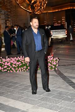 Salman Khan Photo: सलमान खान के इन लेटेस्ट फोटो को देख आप भी बोलोगे 'मैं तो सलमान का फैन'