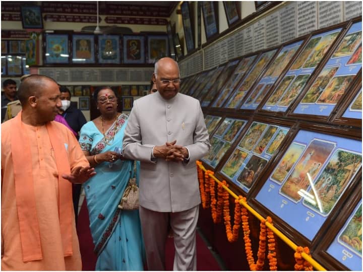 राष्ट्रपति कोविंद ने कहा कि यहां काम करने वाले लोग सनातन हिंदू धर्म, संस्‍कृति की रक्षा और साहित्‍य की सेवा के लिए संकल्पबद्ध है. उन्‍होंने कहा कि आमतौर पर प्रेस का नाम सुनकर जो धारणा मन में आती है, गीता प्रेस साहित्‍य का मंदिर उससे अलग है.