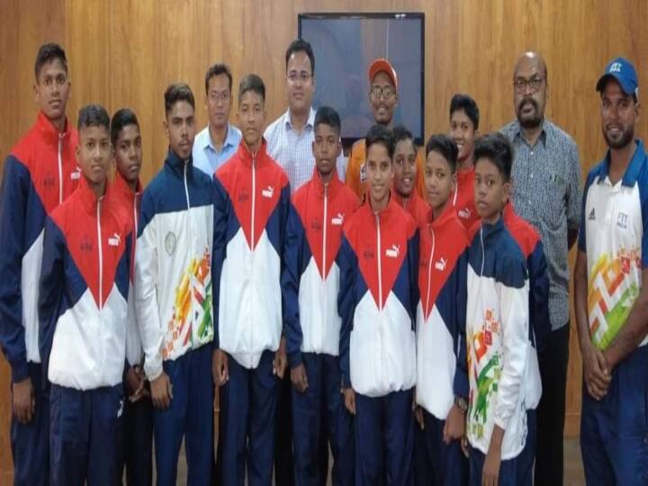 Chhattisgarh 10 Malkhamb players of Chhattisgarh Abujhmad were selected in the India Youth Games ann Chhattisgarh: अबूझमाड़ के 10 मलखंभ खिलाड़ियों का इंडिया यूथ गेम्स में हुआ चयन, पंचकूला में दिखाएंगे अपना जौहर