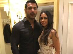 John Abraham Wife Pics: पत्नी के साथ जॉन अब्राहम की रोमांटिक तस्वीर आई सामने, जानें कौन हैं उनकी हमसफर प्रिया