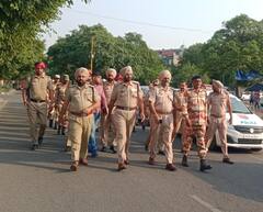 See Photos : ਘੱਲੂਘਾਰਾ ਹਫਤੇ ਤਹਿਤ ਪੁਲਿਸ ਵੱਲੋਂ ਫਲੈਗ ਮਾਰਚ,  ਪੈਰਾ ਮਿਲਟਰੀ ਫੋਰਸ ਤੇ ਪੁਲਿਸ ਹੋਈ ਸ਼ਾਮਲ