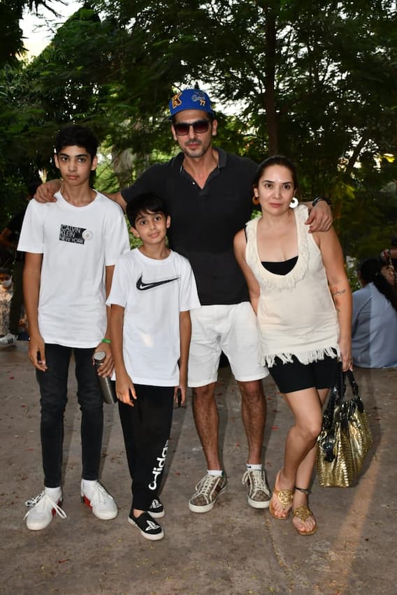 Ayushmann Khurrana Zayed Khan: फैमिली संग फुरसत के पल बिताते नजर आए आयुष्मान खुराना और जायद खान, देखें शानदार तस्वीरें
