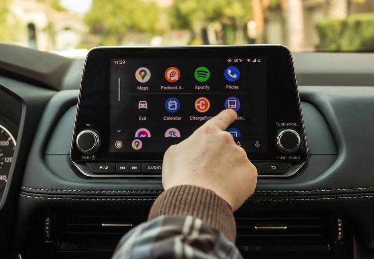 Will Google launch new update for Android Auto for Phone screens Android Auto for Phone Screens: பழைய ஃபோன்களில் செயலிழக்கும் ஆண்ட்ராய்ட் ஆட்டோ.. புதிய அப்டேட் வெளியிடுமா கூகுள்?