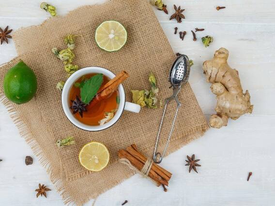 Cinnamon Water Benefits: वजन घटाने से लेकर कोलेस्ट्रॉल कंट्रोल करे दालचीनी का पानी Cinnamon Water Benefits: वजन घटाने से लेकर कोलेस्ट्रॉल कंट्रोल करे दालचीनी का पानी