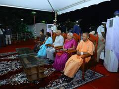 गोरखपुर के मिनी जुहू चौपाटी 'रामगढ़ ताल' में खास पल साक्षी बने राष्ट्रपति रामनाथ कोविंद, लाइट एंड साउंड शो में दिखा अध्यात्म का नजारा