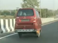 Viral Video: जुगाड़ में भारतीयों को कोई मुकाबला नहीं! बताइये ये ऑटो है या कार?