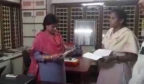 CID Notices to Gouthu Sireesha : జగన్ కు వ్యతిరేకంగా ఫేస్ బుక్ పోస్ట్ పెట్టడంపై నోటీసులు | ABP Desam