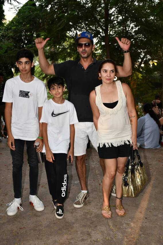 Ayushmann Khurrana Zayed Khan: फैमिली संग फुरसत के पल बिताते नजर आए आयुष्मान खुराना और जायद खान, देखें शानदार तस्वीरें