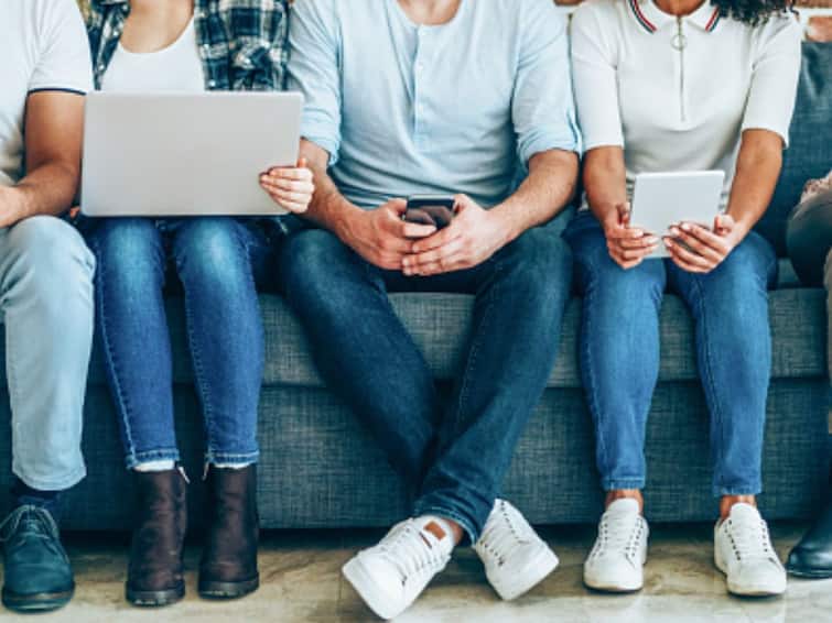 Digital Media Use At Moderate Levels May Be Good For Adolescents Says Study Digital Media Use At Moderate Levels May Be Good For Adolescents: Study