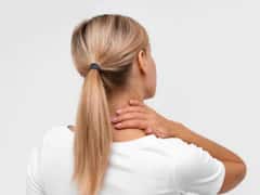 Remedies for Dark Neck: गर्दन के कालेपन से हो सकती है शर्मिंदगी, इन उपायों से पाएं छुटकारा