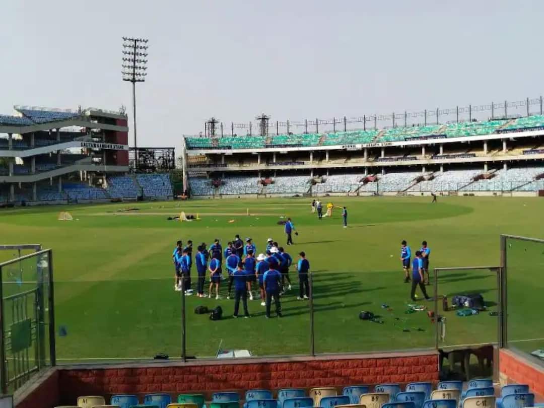 IND vs SA team india starts Special preparation see video VIDEO : दक्षिण आफ्रिकेविरुद्ध सामन्यांसाठी टीम इंडिया सज्ज, मैदानावर दिसली 'ब्लू ब्रिगेड'