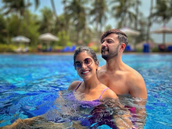 Ishita Dutta enjoy her summer trip with husband Vatsal Seth in swimming ...