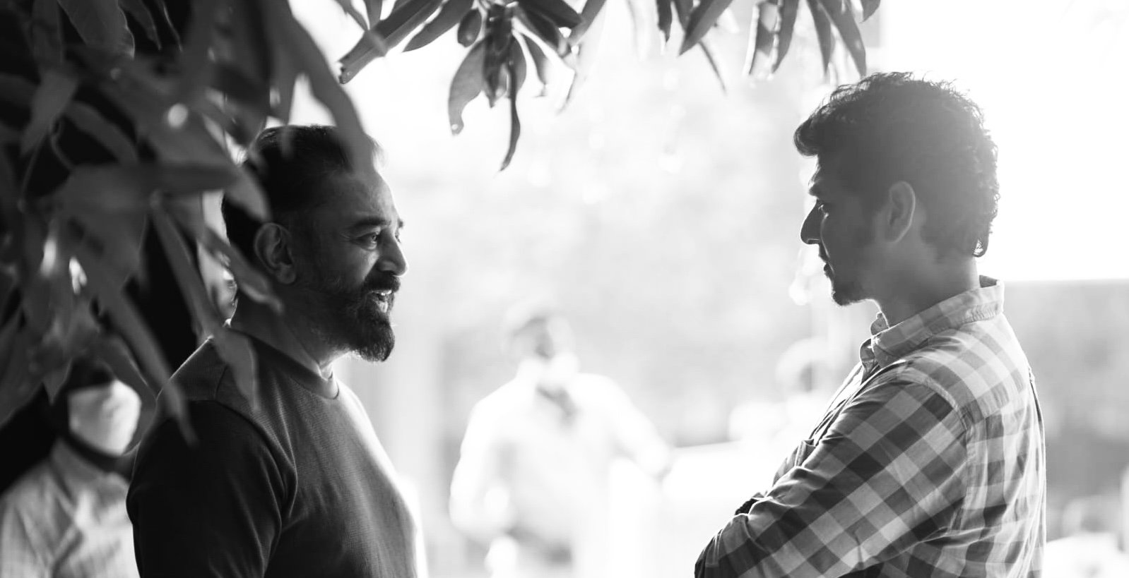 `ரசிகர்களுக்கு நன்றிக்கடனை செலுத்துவது எப்படி?’ - லோகேஷ் கனகராஜூக்குப் பாடம் எடுத்த கமல் ஹாசன்!