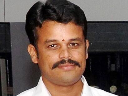 Yuvaraj cannot be granted bail in Gokulraj murder case: Madurai bench of Madras HC கோகுல்ராஜ் கொலை வழக்கில் யுவராஜ் உள்ளிட்ட 10 பேருக்கு ஜாமீன் வழங்க முடியாது- உயர்நீதிமன்ற மதுரைக்கிளை