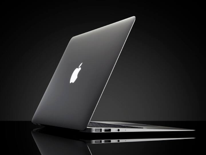 Powerful Processor In Apple New MacBook Pro, Pre-order Booking Starts In India, Know Price Features Apple ने नए MacBook Pro को पावरफुल प्रोसेसर के साथ किया लॉन्च, भारत में प्री-ऑर्डर बुकिंग शुरू, जानें कीमत और फीचर्स