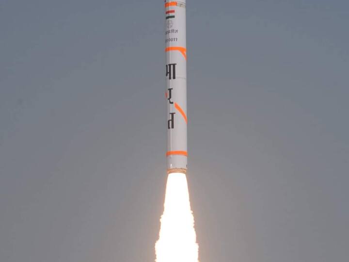 Intermediate Range Ballistic Missile Agni 4 Successfully Tested ANN Agni 4 Successfully Tested: इंटरमीडिएट रेंज बैलेस्टिक मिसाइल अग्नि-4 का सफल परीक्षण, 4000 किलोमीटर है रेंज