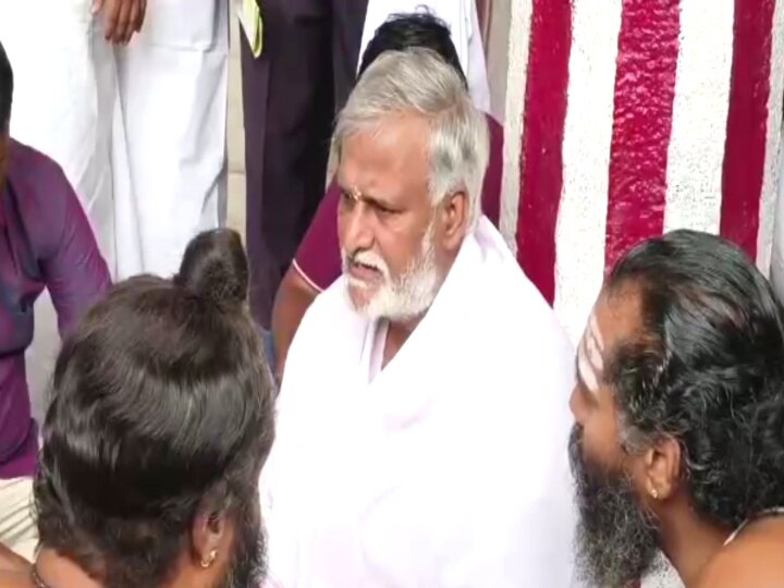 திடீர் சாமி தரிசனம் செய்த அமைச்சர்! ஆய்வின் முன்னோட்டமா? சிதம்பரம் நடராஜர் கோயிலில் பரபரப்பு!