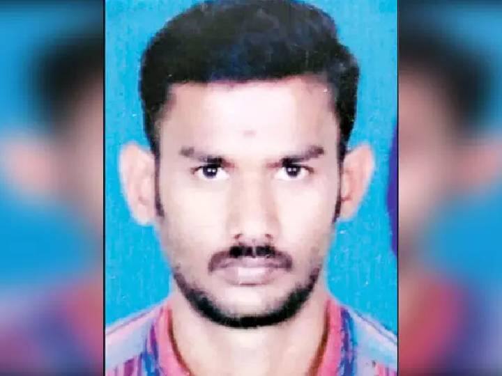 போலீஸ் வாகனத்தில் இருந்து தப்ப முயன்ற கஞ்சா வியாபாரி வாகனம் மோதி பலி