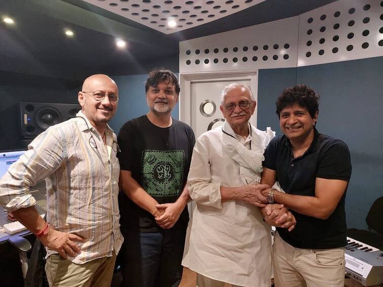 KK Last Song  Krishnakumar Kunnath KK Last Song Dhoop Paani Bahne De Release Watch Video KK Last Song : અવસાનના 6  દિવસ બાદ કેકેનું છેલ્લું ગીત ‘ધૂપ પાની બેહને દે’ રિલીઝ થયું, સાંભળીને આપ પણ ભાવુક થઇ જશો