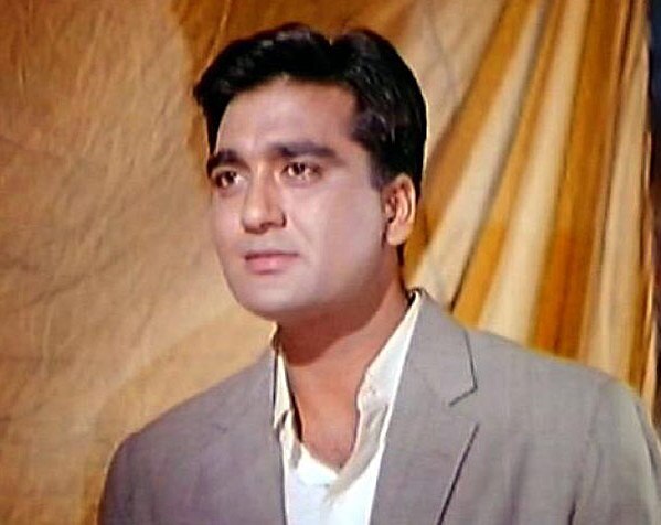 Sunil Dutt: 25 रुपये की सैलरी पर काम करते थे सुनील दत्त, दिलीप कुमार की फिल्म के सेट पर बदली किस्मत और बन गए हीरो