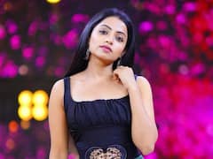 Navya Swamy Photos: నవ్యస్వామిని చూసి చాలారోజులైంది కదూ!