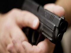 अमेरिका में बंदूकों की बिक्री नहीं होगी आसान, अमेरिकी संसद ने नियमों को लेकर इस प्रस्ताव पर दी सहमति