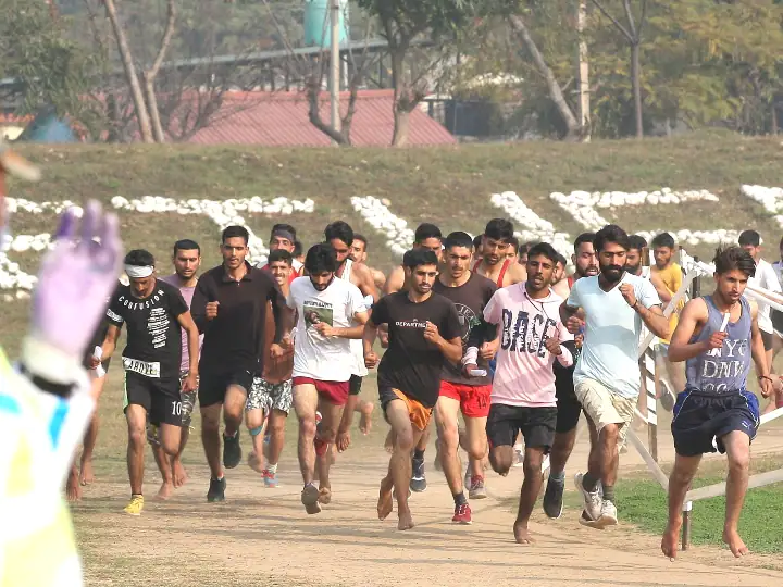 Youth awaiting recruitment in Army, 'Agneepath Yojana' may get approval tomorrow Army Recruitment ਖ਼ੁਸ਼ਖਬਰੀ! ਫੌਜ 'ਚ ਭਰਤੀ ਦਾ ਇੰਤਜ਼ਾਰ ਕਰ ਰਹੇ ਨੌਜਵਾਨਾਂ ਲਈ ਵੱਡੀ ਖੁਸ਼ਖਬਰੀ, 'ਅਗਨੀਪਥ ਯੋਜਨਾ' ਨੂੰ ਕੱਲ ਮਿਲ ਸਕਦੀ ਹੈ ਮਨਜ਼ੂਰੀ