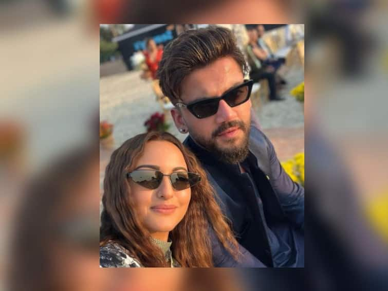 sonakshi sinha and zaheer iqbal confirm their relationship on social media Sonakshi Sinha : झहीरनं शेअर केला व्हिडीओ; सोनाक्षीला म्हणाला, 'आय लव्ह यू'