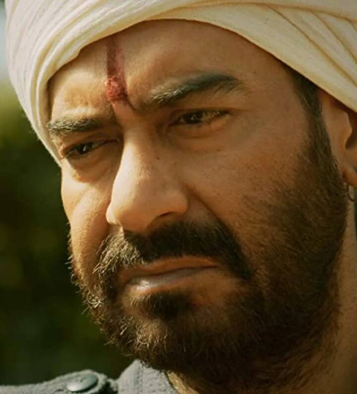 वहीं, फिल्म आरआरआर में अजय देवगन (Ajay Devgan) भी एक छोटे लेकिन सशक्त रोल में नज़र आए थे. फिल्म आरआरआर के लिए अजय देवगन को 35 करोड़ रुपए दिए गए थे. मीडिया रिपोर्ट्स के अनुसार, अजय ने अपने रोल के लिए शूटिंग मात्र 7 दिनों में ही पूरी कर ली थी.