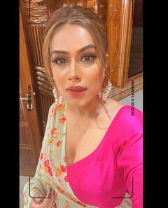 Pics: निया शर्मा ने ग्रीन साड़ी पहन इंटरनेट का बढ़ाया पारा, तस्वीरें देख एक्ट्रेस का वेस्टर्न लुक लगेगा फीका