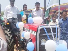 Roja on Pawan Kalyan: పవన్‌కి సీఎం అయ్యే ఛాన్స్ ఉంది: రోజా