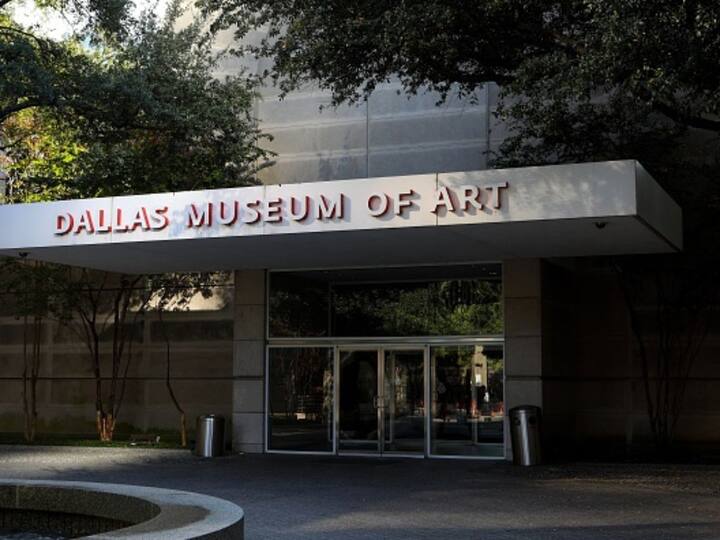 Man Damages Artefacts Worth $5 Million At Dallas Museum Because He Was 'Mad At His Girlfriend' Man Damages Artefacts Worth $5 Million At Dallas Museum Because He Was 'Mad At His Girlfriend'