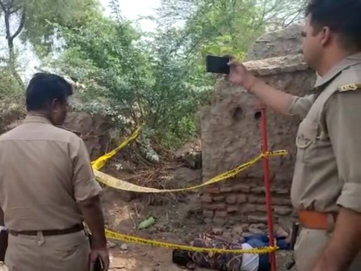 Jalaun Crime: तिलक समारोह में शामिल होने गए युवक की सिर कुचलकर हत्या, पोस्टमॉर्टम के लिए भेजा गया शव Jalaun Crime Youth went to attend the Tilak ceremony was crushed to death ANN Jalaun Crime: तिलक समारोह में शामिल होने गए युवक की सिर कुचलकर हत्या, पोस्टमॉर्टम के लिए भेजा गया शव