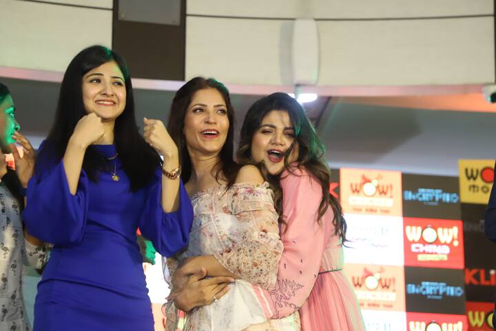 অভিনয়ে পায়েল সরকার, ঐশ্বর্য্য সেন, রিচা শর্মা, রানা বসু ঠাকুর, অমিতাভ আচার্য, অর্পিতা দাস, রানা মুখোপাধ্যায়, সূর্যেন্দ্র বাগচী, ইন্দ্রনীল দে, সানু সোমনাথ ও রনিতা দাস।